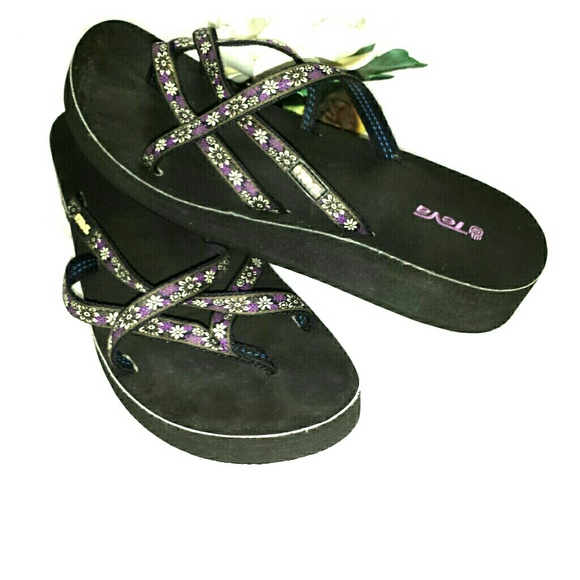 Teva Shoes - Teva Strappy Purple Floral Strappy Sandal/Flip Flo